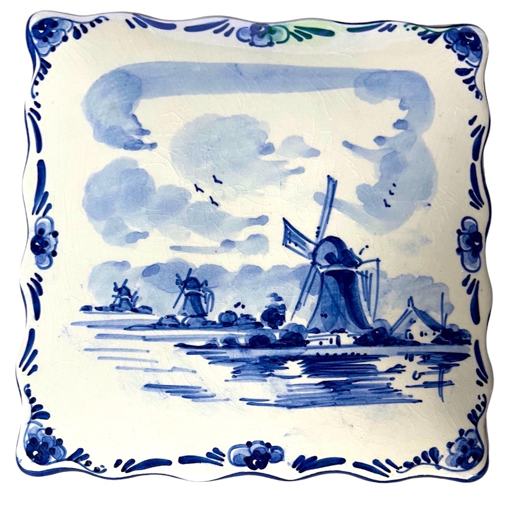 Delft Blue Hollander Trinket Box